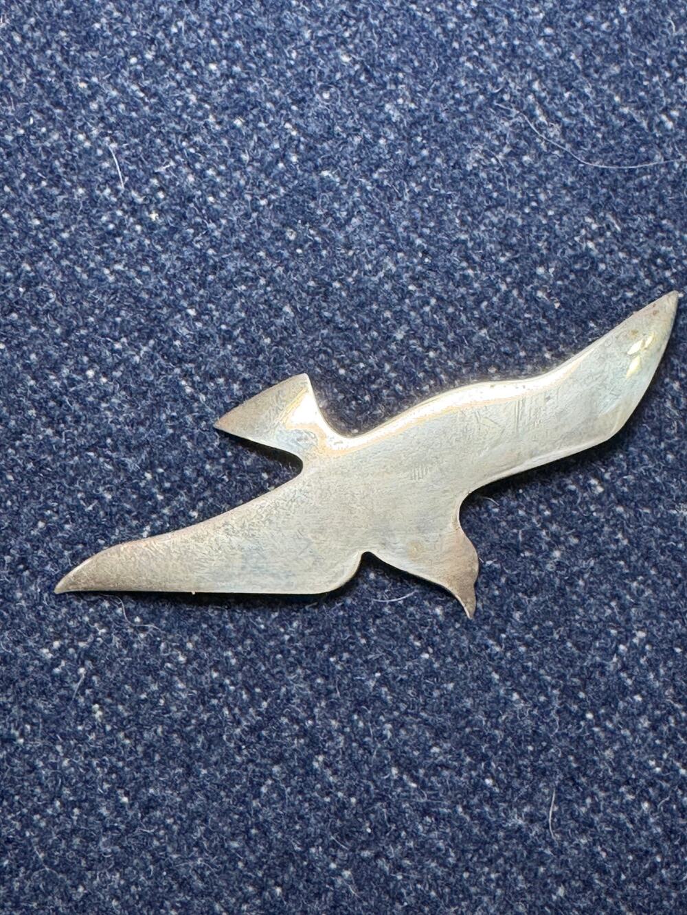 Vintage Intl Sterling Seagull Brooch, Lots of Patina